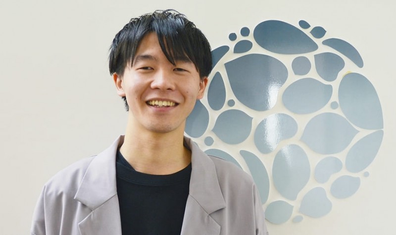長岡 佳成